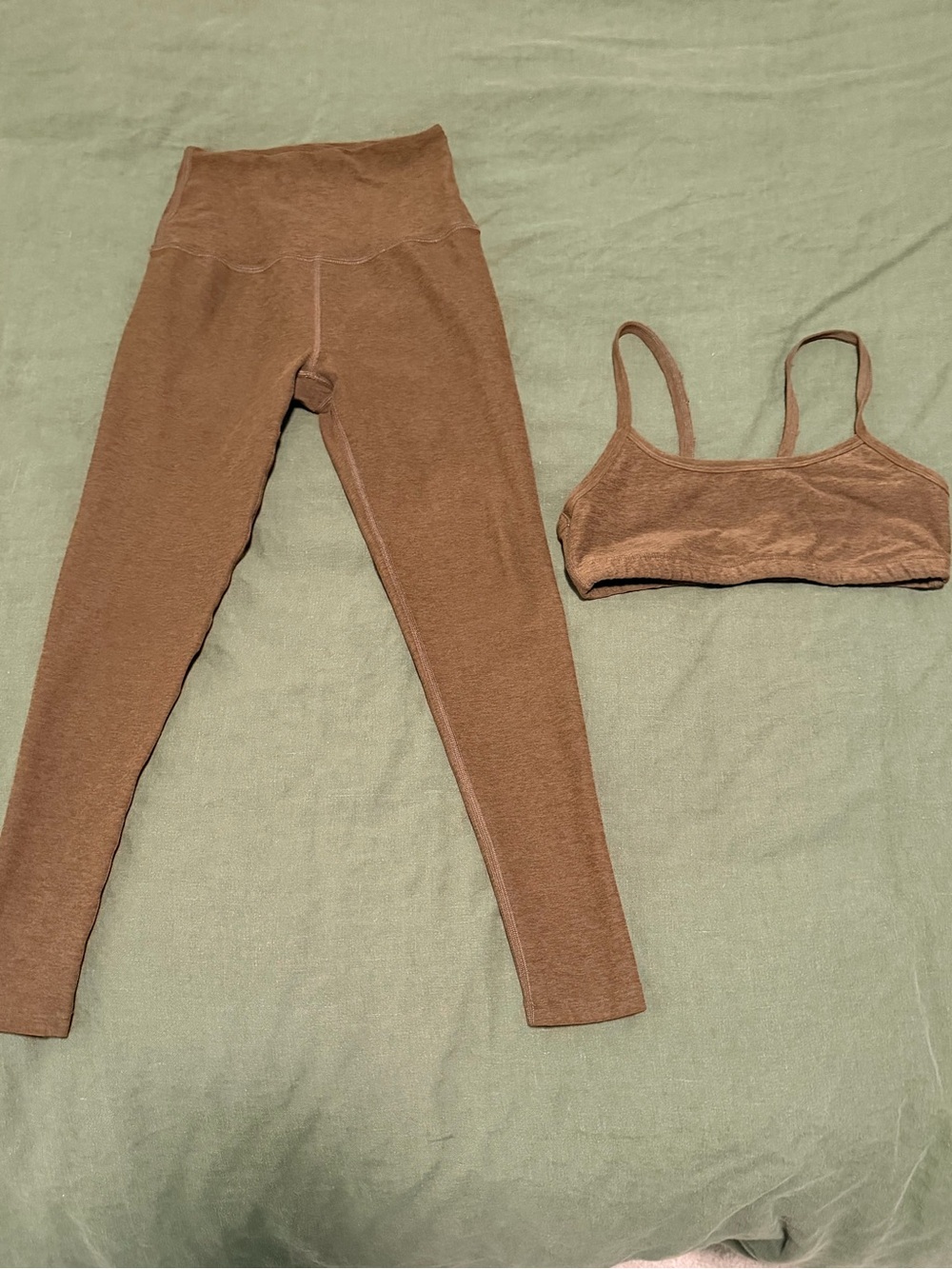 Beyond Yoga Army Green Heather Seamless Active Set
